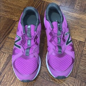 New Balance Summit 635 Running Shoe No laces